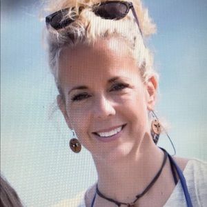 Meet your Posher, Teresa